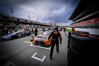 #4 HRT DEU Mercedes-AMG GT3 - Luca Stolz DEU Maro Engel DEU, Gridwalk, Race 1
