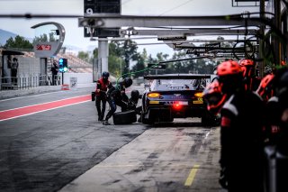 Pitlane, Race 1
