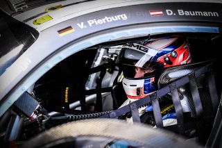 Official Paid Test Session, Pitlane
