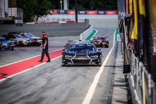 Official Paid Test Session, Pitlane
