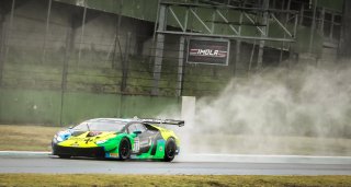 #77 Barwell Motorsport GBR Lamborghini Huracan GT3 Evo Pro-Am Cup Leo Machitski RUS Rob Collard GBR Sandy Mitchell GBR, Bronze test
