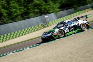 #54 Dinamic Motorsport ITA Porsche 911 GT3-R (991.II) - Sven Muller DEU Matteo Cairoli ITA Christian Engelhart DEU, Free Practice
