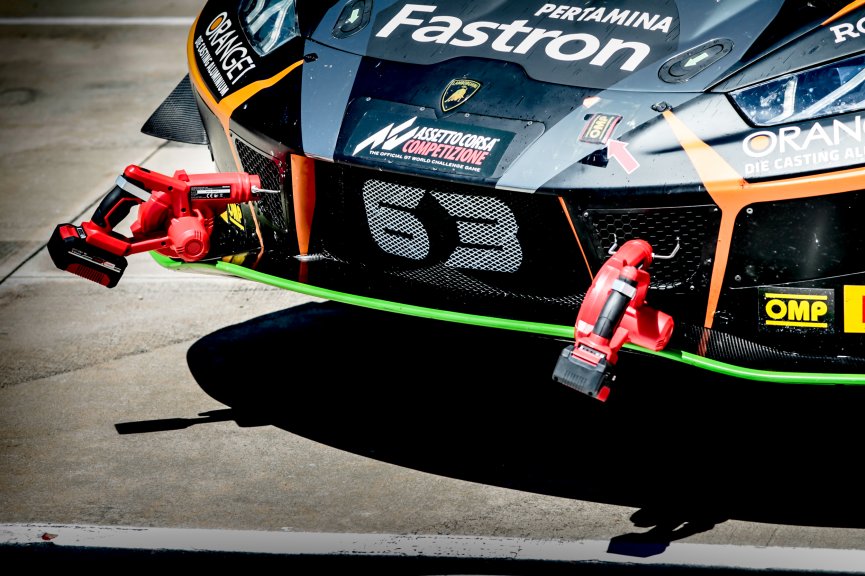 Pit Lane, Pre-qualifying
