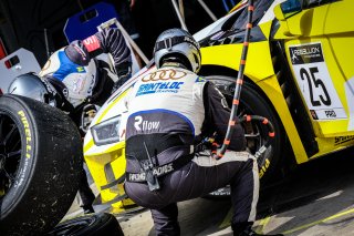 #25 Sainteloc Racing FRA Audi R8 LMS GT3 - Markus Winkelhock DEU Dorian Boccolacci FRA Christopher Haase DEU, Pitlane, Race
