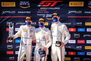 Podium, Race
