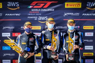 Podium, Race
