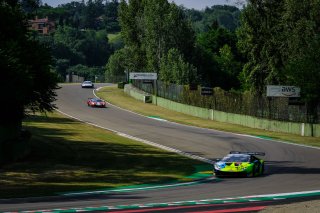#77 Barwell Motorsport GBR Lamborghini Huracan GT3 Evo Pro-Am Cup Leo Machitski RUS Rob Collard GBR Sandy Mitchell GBR, Official Test Session
