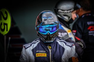 Official Test Session, Pitlane
