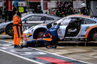 Official Test Session, Pitlane
