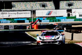 #92 SKY - Tempesta Racing GBR Ferrari 488 GT3 Pro-Am Cup Jonathan Hui HKG Giancarlo Fisichella ITA, Free practice 1
