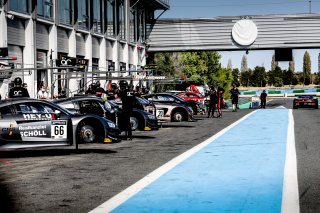 Pitlane, Qualifying 1
