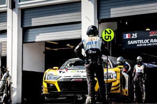 #25 Sainteloc Racing FRA Audi R8 LMS GT3 - Arthur Rougier FRA Christopher Haase DEU, Pitlane, Qualifying 1
