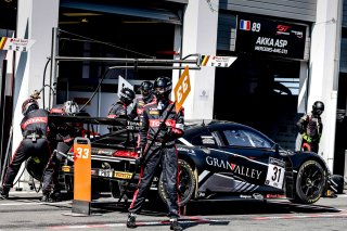 #31 Belgian Audi Club Team WRT BEL Audi R8 LMS GT3 - Ryuichiro Tomita JPN Kelvin van der Linde ZAF, Pitlane, Qualifying 1
