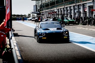 #108 CMR FRA Bentley Continental GT3 Silver Cup Hugo Chevalier FRA Pierre Alexandre Jean FRA, Pitlane, Qualifying 1
