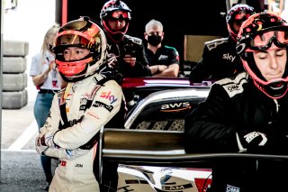 Pitlane, Qualifying 1
