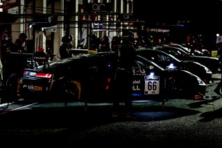 Pitlane, Race 1

