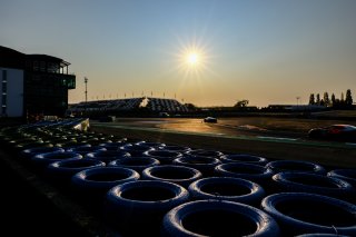 Qualifying 2
