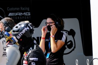 Pitlane, Race 2

