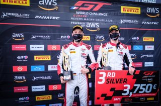 Podium, Race 2
