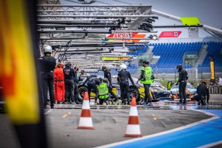 Free Practice, Pitlane
