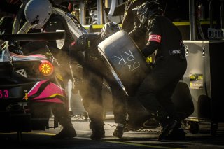 Pitlane, Race
