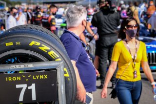 Gridwalk, Race
