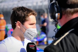 Gridwalk, Race

