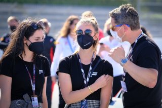 Gridwalk, Race
