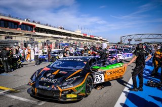 Gridwalk, Race
