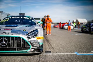 #40 SPS automotive performance DEU Mercedes-AMG GT3 Miklas Born CHE Yannick Mettler CHE Jordan Love AUS Silver Cup, GT3, Race
