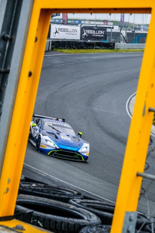 #159 Garage 59 GBR Aston Martin Vantage AMR GT3 Tuomas Tujula FIN Nicolai Kjaergaard DNK Silver Cup, Free Practice
