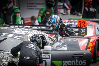 Pitlane, Pre-Qualifying
