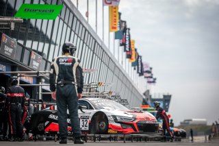 Pitlane, Pre-Qualifying
