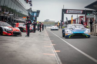 Pitlane, Pre-Qualifying
