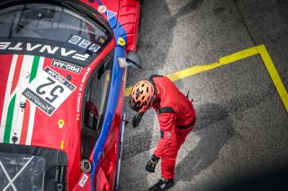 Pitlane, Pre-Qualifying
