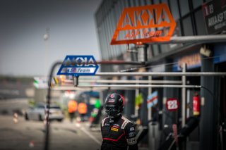 Pitlane, Pre-Qualifying
