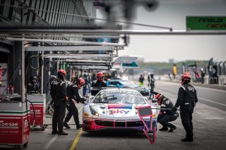 Pitlane, Pre-Qualifying
