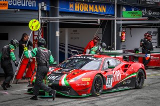 Pitlane, Race 1
