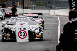 Pitlane, Race 1
