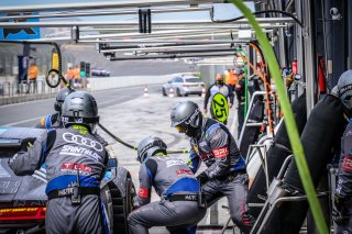 Pitlane, Race 2
