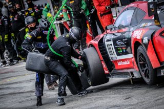 Pitlane, Race 2
