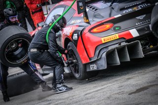 Pitlane, Race 2
