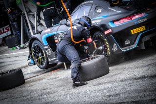 Pitlane, Race 2
