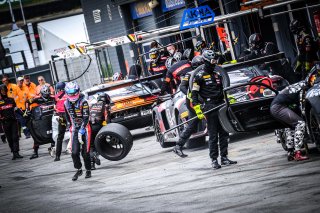 Pitlane, Race 2
