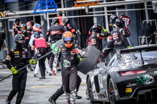 Pitlane, Race 2
