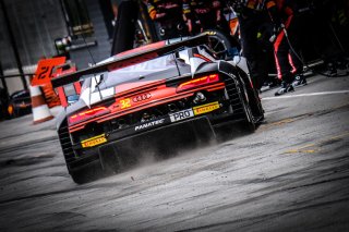 Pitlane, Race 2
