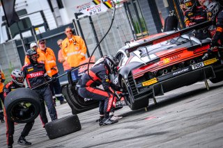 Pitlane, Race 2
