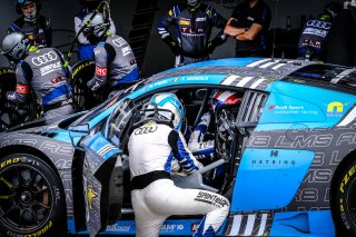 Pitlane, Race 2
