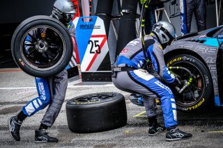 Pitlane, Race 2
