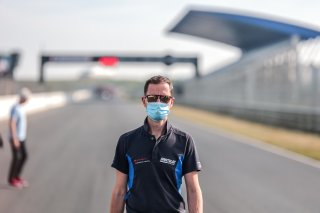 Trackwalk
